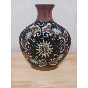 VERY UNUSUAL INLAY VASE - VINTAGE - BLACK, TAN AND CREAM  COLORS - GORGEOUS!